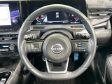【純正革巻きステアリング】上質な革を使用することで、手にしっかり馴染みとても運転しやすいハンドルです♪