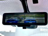 インテリジェント ルームミラーです。車両後方のカメラ映像をミラー面に映し出します。