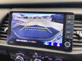 バックも安心のバックカメラ付いています。バックカメラがあると、いつでも安全にバックできますね。死角も減ります。