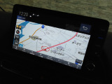 純正ナビが搭載されています。初めての道も安心ですね。Bluetooth接続可能!