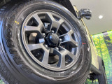【純正15インチアルミホイール】外観にマッチした純正アルミホイールを装着しております。各種社外アルミホイールや、スタッドレスタイヤも取扱いしております。是非ご相談ください♪