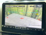 【バックカメラ】駐車時に後方がリアルタイム映像で確認できます。大型商業施設や立体駐車場での駐車時や、夜間のバック時に大活躍!運転スキルに関わらず、今や必須となった装備のひとつです!