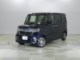 8インチ大画面のナビに後席モニターも装備されたお買い得なN-BOXカスタムが入庫しました!便利な左側電動スライドドアや衝突軽減ブレーキ、前後ドラレコなどの安全装備も充実したお勧めのワンオーナー車です!