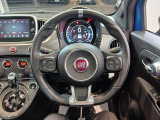 各種メーカーブランドグッズの販売もしております。お車と一緒にお選び下さい。