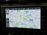 【トヨタ純正SDナビゲーション装備】純正品だから使いやすい!フルセグTV視聴可能で室内も快適♪地図データが古くなってきたら全国トヨタディーラーで更新(有料)も簡単にできます♪