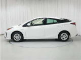 プリウス 1.8 S E-Four 4WD 