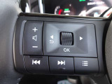 ステアリングスイッチです。オーディオ操作が簡単に出来ます。