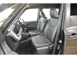 運転席シート廻りは使用感も少なく、良好な状態となっています。前オーナー様が丁寧に使っていたことがよくわかりますね。