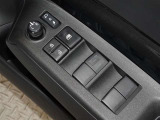 電動格納式ドアミラー・パワーウインドウを装備しています。