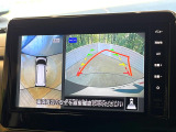 【マルチアラウンドモニター】専用のカメラにより、上から見下ろしたような視点で360度クルマの周囲を確認することができます☆死角部分も確認しやすく、狭い場所での切り返しや駐車もスムーズに行えます。