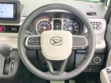 ステアリングも使用感が少なく、きれいな状態となっております♪