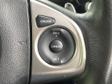 【クルーズコントロール】高速道路もラクラク走行。アクセルを離しても一定速度で走行ができ、長距離運転時の負担を軽減!加速・減速も簡単なスイッチ操作で調整できます。