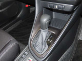 フロアシフトのオートマチックトランスミッションです。