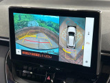 【パノラミックビューモニター】専用のカメラにより、上から見下ろしたような視点で360度クルマの周囲を確認することができます☆死角部分も確認しやすく、狭い場所での切り返しや駐車もスムーズに行えます。