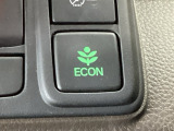 ★ECONスイッチ★ エコドライブを加速しよう!スイッチをONにすると、運転の仕方によるロスを抑え込み燃費をよくするようクルマが頑張ります(*^ー^*)燃費向上にチャレンジ♪