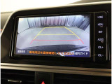 バックガイドモニターで、後方を確認しながら安心して駐車することができます。運転初心者も熟練者も必須の機能ですよ!