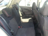 セカンドシート部も広々空間です。