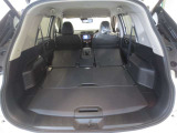 シートをすべて倒すとこんなに広いです!大きな荷物を積みたいときは、シートをすべて倒すとさらにたくさん積めますよ!
