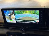 【アラウンドビューモニター】専用のカメラにより、上から見下ろしたような視点で360度クルマの周囲を確認することができます☆死角部分も確認しやすく、狭い場所での切り返しや駐車もスムーズに行えます。