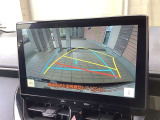 パックモニタ-も装備しております。車庫入れの苦手なお客様、もうご心配いりません。重宝してくれると思います。