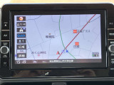 純正メモリーナビ付き!今やナビは必需品と言っても過言ではありませんね!操作性も良く視認性に優れた純正品はオススメです!しかも中古車保証の対象となっておりますので、万が一の故障の際も安心ですね♪