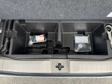 カーゴルーム下には収納スペース装備☆小物収納にちょうどいいです☆
