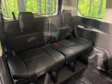 3列目シートはもちろん状態良好☆大人でもゆったりと座って頂けますので、大人数でのお出かけもラクラクです♪ご家族で、気の知れた仲間で、ドライブに行くのが楽しみですね♪