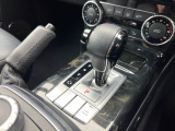 ●MTモード付きAT:通常は自動でおこなわれる変速(ギアチェンジ)をドライバーの操作によって意図的に変えられるシステムです。より一層普段のドライブをお楽しみいただけます!