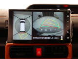 バックモニター、パノラマモニターを装備していますので、後方の安全確認や車両姿勢の把握もしやすいです。
