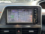 純正7インチナビを装備。タッチパネル式で使いやすく、お出かけもラクラクです。