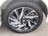純正アルミホイール装着になります♪