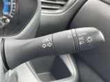 【 オートライト 】オートライトなのでライトの点け忘れを気にすることなく運転が出来ます♪