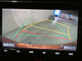バックガイドモニターで、後方を確認しながら安心して駐車することができます。運転初心者も熟練者も必須の機能ですよ!