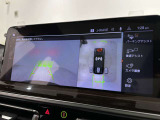 サラウンドビューは狭い道のすれ違いや狭い車庫入れに有効でです。パーキングアシストも装備されております。