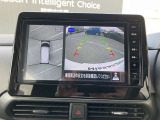 アラウンドビューモニター 駐車場での車庫入れや狭い道路での走行にカメラで確認が出来るので安心です。