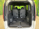 後席を格納すると、これだけの広さが!シーンに合わせたシートアレンジで、大きな荷物も積むことが出来ます♪