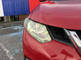 LEDヘッドライト装備。暗い道や、天候の悪い日でも視界良く運転できます。