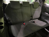 3列目シートはもちろん状態良好☆大人でもゆったりと座って頂けますので、大人数でのお出かけもラクラクです♪ご家族で、気の知れた仲間で、ドライブに行くのが楽しみですね♪