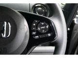 Hondaセンシングの機能のひとつ、アダプティブクルーズコントロール付!アクセルから足を離しても設定したスピードと前車との車間を保ち走行してくれます!車線維持もアシスト☆高速道路で疲労軽減ですね☆