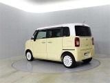中古車の内外装の状態などをひと目で分かるよう、プロの検査員が実施した「車両検査証明書」をご用意しています。