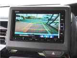 【バックカメラ】駐車が苦手な方でも安心してお乗りいただけます。リバース連動で画面が切り替わるのでとっても便利です。