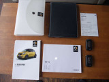 取扱説明書、新車時保証書&整備手帳、メーンキーX2個、専用ケース、揃っています