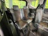 3列目シートはもちろん状態良好☆大人でもゆったりと座って頂けますので、大人数でのお出かけもラクラクです♪ご家族で、気の知れた仲間で、ドライブに行くのが楽しみですね♪