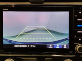 【バックカメラ】運転が苦手な方も車庫入れラクラクです!ギアをリバースに入れれば自動的に切り換わりますので、面倒な操作は不要です♪狭い駐車場もお車を傷つけず安心ですね!