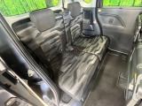 後部座席も気になるようなキズ・汚れやへたり等、大きなダメージはなく、良好な状態です。