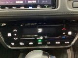 オートエアコンがついてますので簡単操作で快適に過ごせます。シートヒータースイッチ内蔵で前席の左右別々にHiとLoの2段階で温度設定ができます。