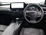 UX 250h バージョンL 
