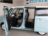 両側パワースライドドア付きだから、狭い駐車スペースなどでの 乗り降りラクラク!