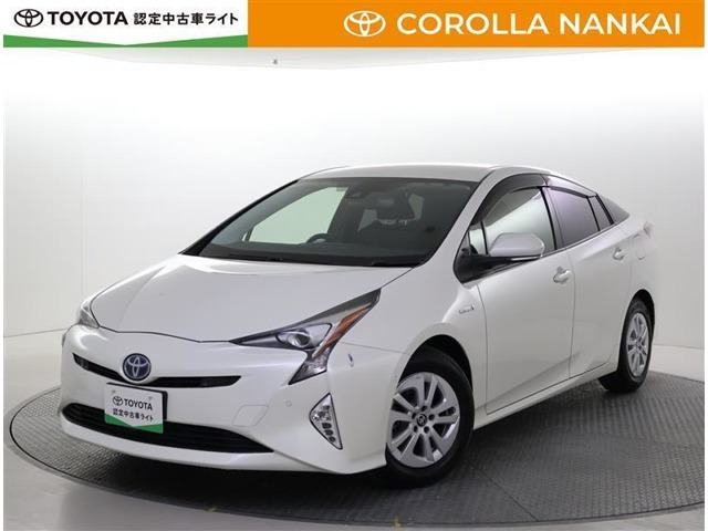 トヨタ プリウス 