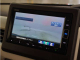 ◆バックカメラ◆リバースにするだけで映ります、後方の安全確認や、狭い駐車場での車庫入れ、雨の日や夜間など視界の悪い時に便利です!安全にバックする為には欠かせない装備です。